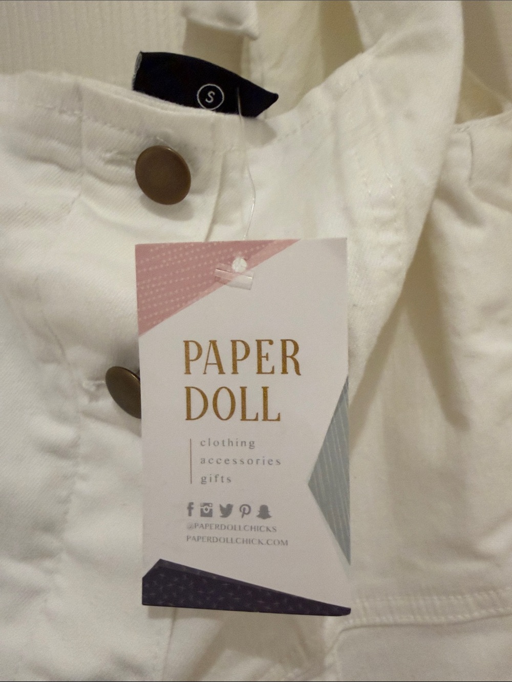White Tie-Shoulder Button-Front Midi Dress - Picture 4 of 6